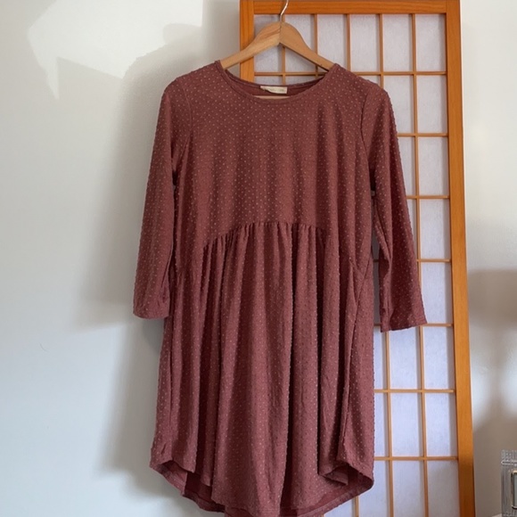 Maroon • tufted blouse • - Picture 4 of 4
